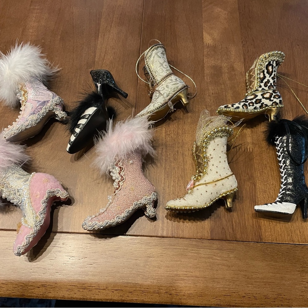 Victorian Style High Heel Shoe Christmas Ornaments
